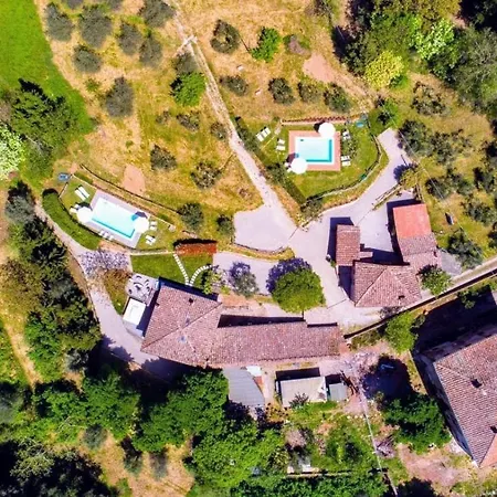 Vakantiehuis Sleeps 12 Pool Wifi *