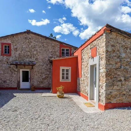 Sleeps 12 Pool Wifi