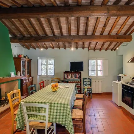 Sleeps 12 Pool Wifi