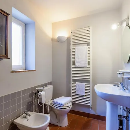 Vakantiehuis Sleeps 12 Pool Wifi Pescaglia