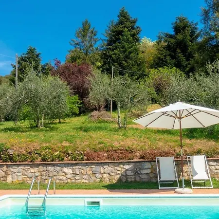 Sleeps 12 Pool Wifi Pescaglia